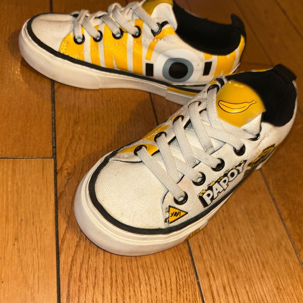 Zara*Minions* Kids Yellow and White Sneakers Classic Low-Top Design
